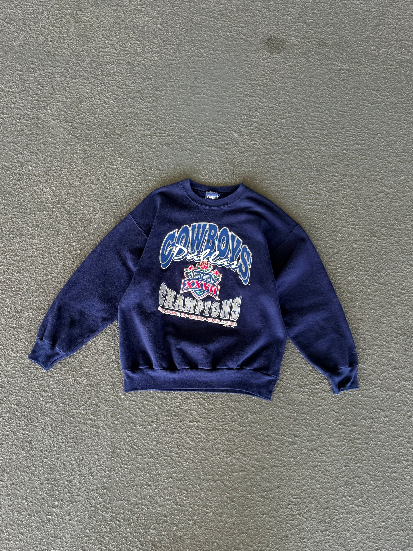 DALLAS COWBOYS SUPER BOWL CREWNECK- XL
